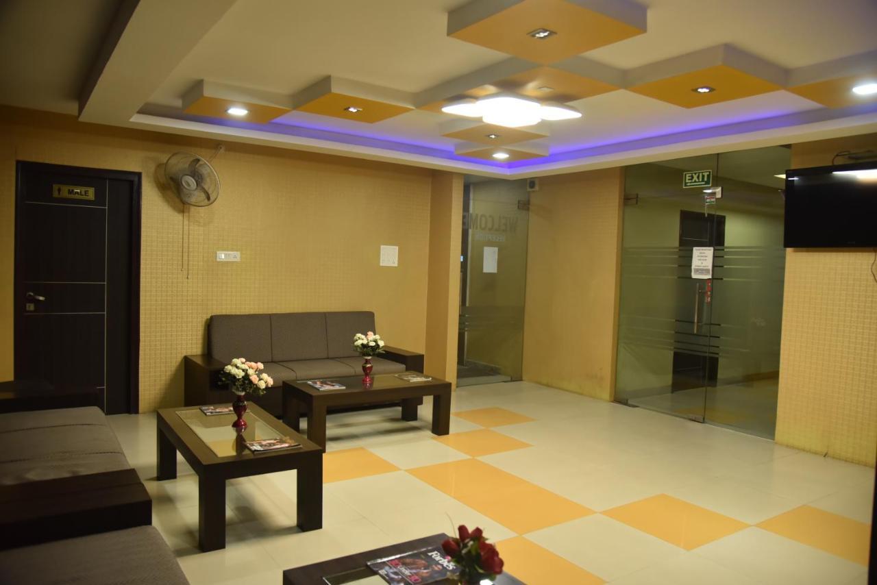 Hotel Nexus L Hotels In Charbagh ラクナウ エクステリア 写真
