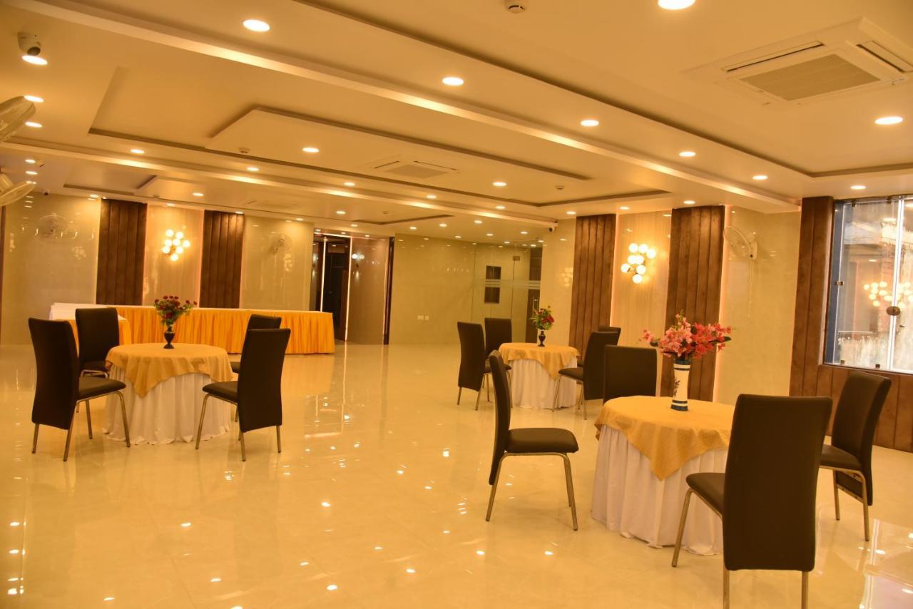 Hotel Nexus L Hotels In Charbagh ラクナウ エクステリア 写真