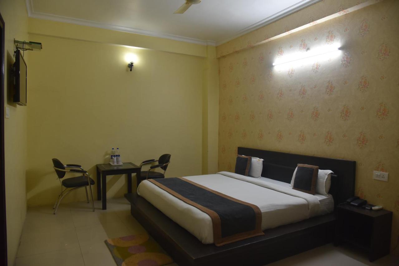 Hotel Nexus L Hotels In Charbagh ラクナウ エクステリア 写真
