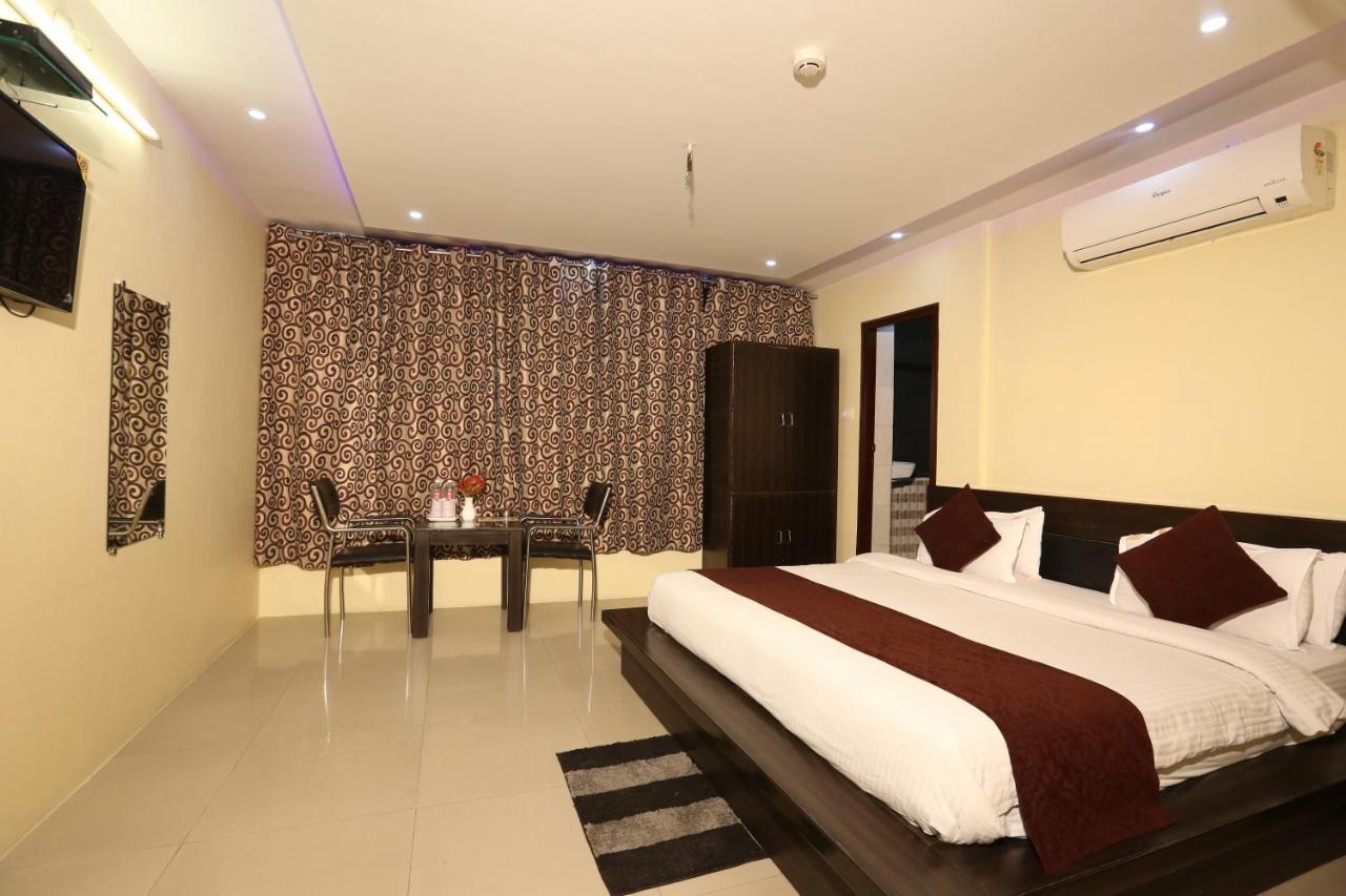 Hotel Nexus L Hotels In Charbagh ラクナウ エクステリア 写真