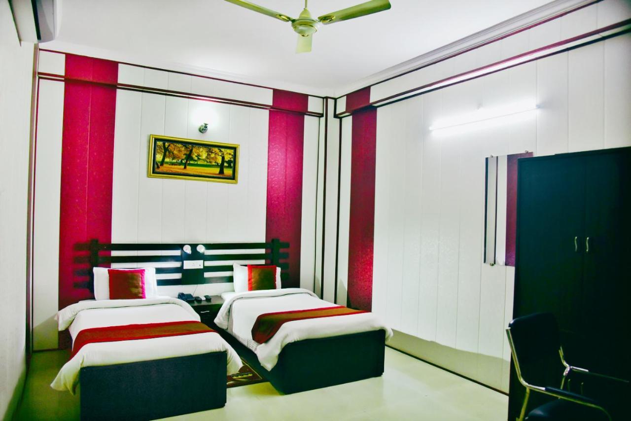 Hotel Nexus L Hotels In Charbagh ラクナウ エクステリア 写真