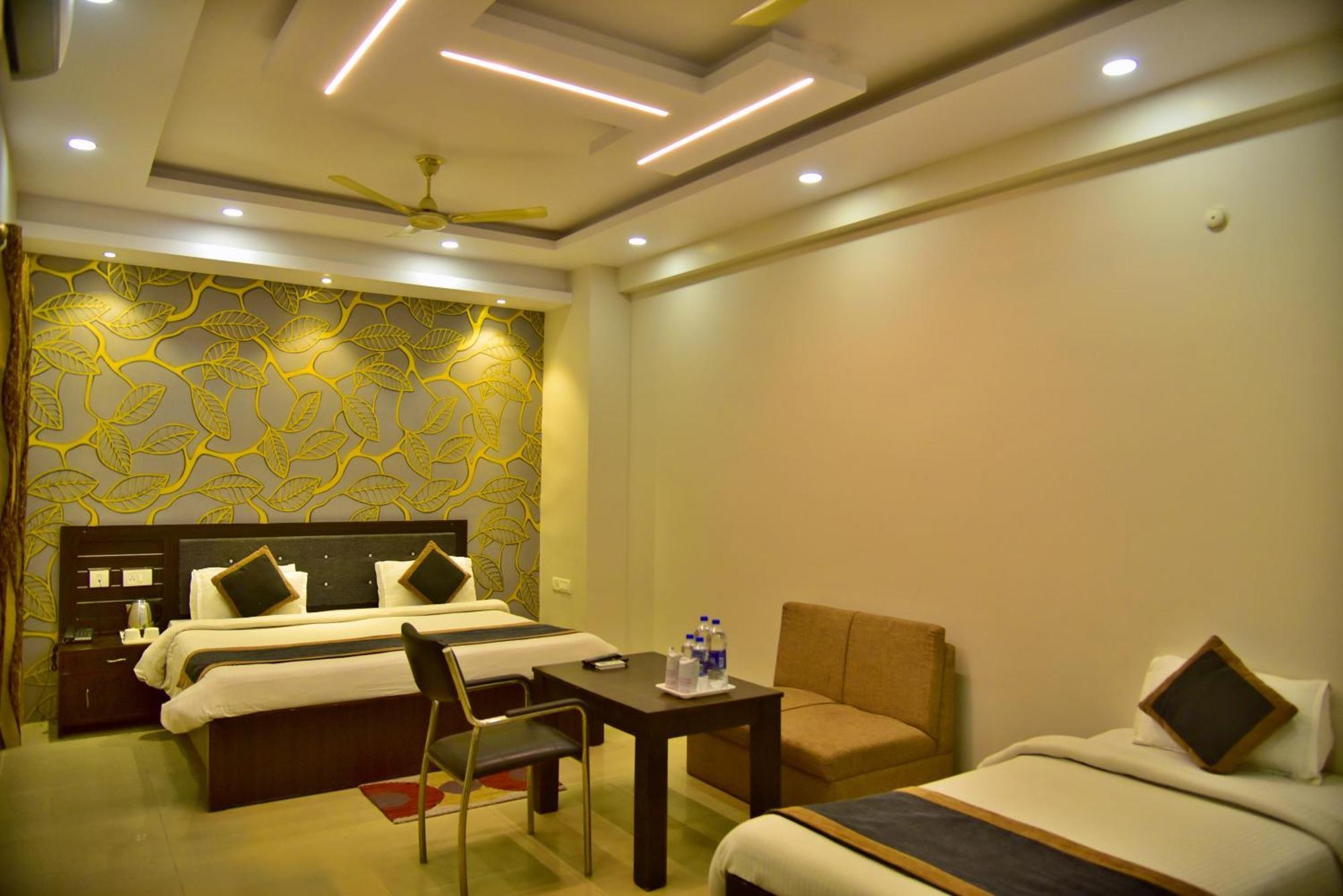Hotel Nexus L Hotels In Charbagh ラクナウ エクステリア 写真